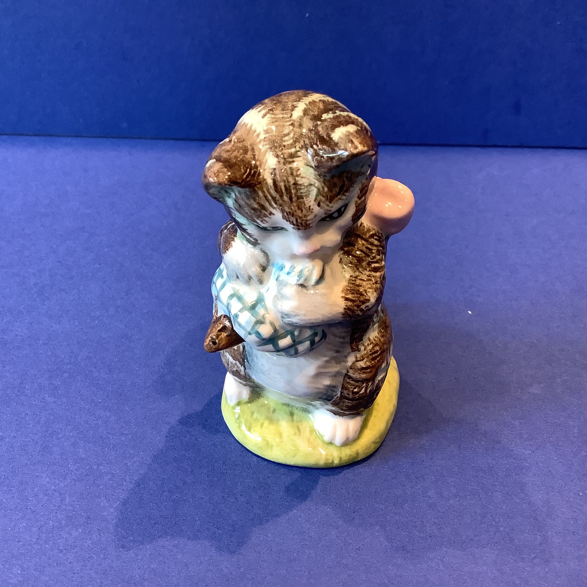 Beatrix Potter Cat Figurine Mother Cat Kitten Figurine Tabitha Twitchit and  Miss Moppet Bp-3b Collectible Animal Kitty Cat -  Canada