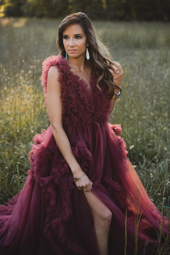 RENTAL DRESS - The Autumn (Size: Small - Large), Tulle, Engagement Dress, Photography, Maternity, Cream, Ruffles