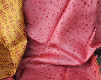 Prachtige gele en roze Tussar-zijde met bedrukte blouse en Zari-rand
