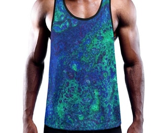Camiseta de tirantes ajustada con espalda en Y para hombre con diseño deportivo y fresco.