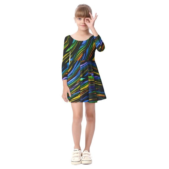 Kid's Long Sleeve, Knee Length Dress. Girls and young women will love this summer dress at the Beach or doing sports. Nice colorful design.