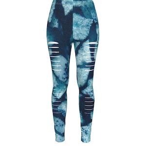 Ripped women&#39;s athletic leggins. Perfect for sports, yoga and running.
