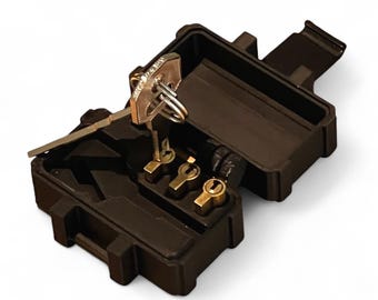 Lockable – The SnapSecure plug lock upgrade