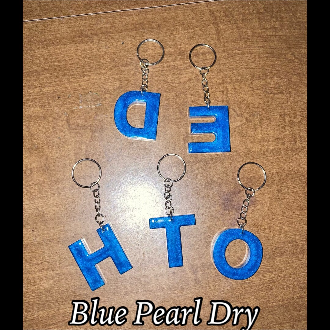 Handmade Keychain| Beautiful Blue Keychain | Resin Letter Keychain - Etsy