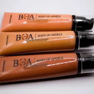 NATURAL CONCEALER (Młodzieńcza, Oczyszczająca formuła), Wegański korektor, 2 w 1 korektor/korektor i nawilżacz, Naturalny makijaż