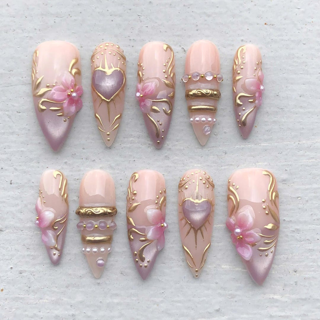 Handmade Blush Gold Heart Press on Nails | Pink Floral Aura Design, Romantic Princess Style - Etsy