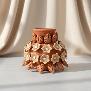 Jarrón de barro Atzompa, Oaxaca/ Jarrón Flores 3D de Barro Pastillaje/ Decoración de baro/ Artesanos de Oaxaca, México