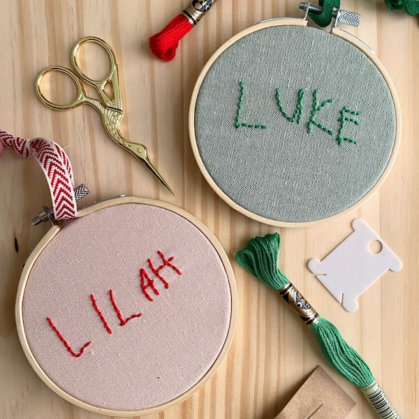 Kit de bordado de adorno de escritura a mano personalizado DIY / Recuerdo navideño