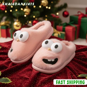 Pantofole soffici a forma di mostro con grandi occhi, pantofole rosa da cartone animato, comode ciabatte invernali da interno, regalo di coppia caldo e antiscivolo, divertenti calzature natalizie