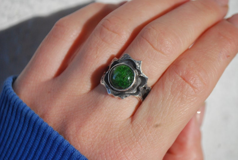 Artisan Green chrome diopside ring OOAK. Nature inspired silver ring 8 size sun green stone ring. image 2