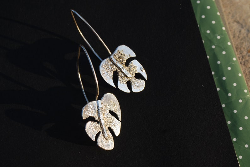 Handmade silver monstera earrings, tropical jewelry silversmith vacation earrings sterling silver. image 9