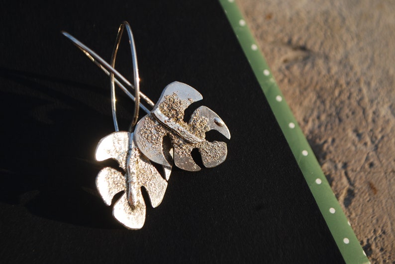 Handmade silver monstera earrings, tropical jewelry silversmith vacation earrings sterling silver. image 3