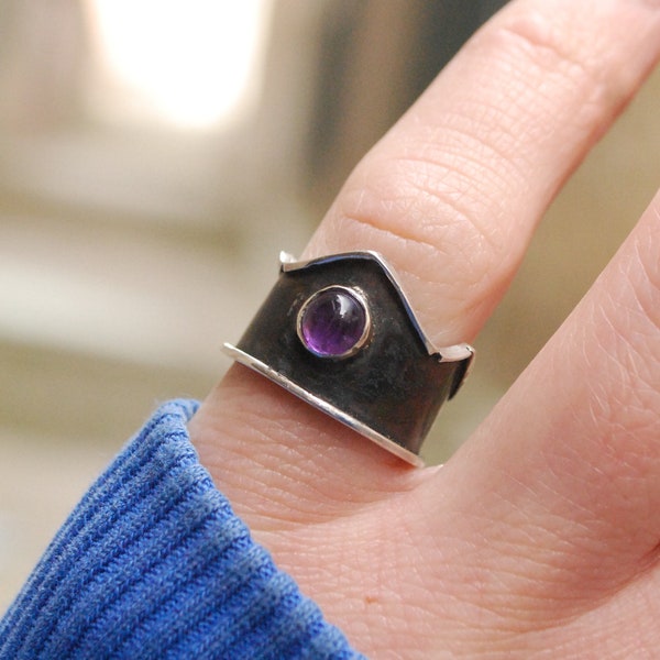 Handmade crooked crown ring for her. Adjustable knuckle ring amethyst mens pinky ring.