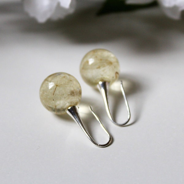 Dandelion sphere earrings. Ball earrings with dandelions. Dangle ball earrings. Kugel ohrringen mit Pusteblumen. Ball ohrringen.