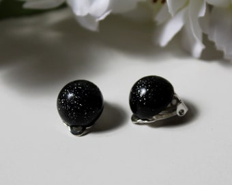 Black earclips Clip on earrings Small black non-pierced earrings for woman Sparkle black clip on earrings Schwarze Ohrclips