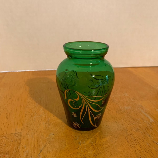 Small Emerald Green Glass Vase w/Leaf and Swirls Design in Gold