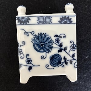 Vienna Woods Blue Onion Small Square Porcelain Planter, Vintage