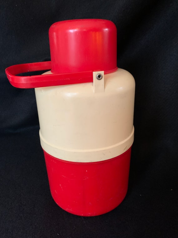 Plastone's Half Gallon Picnic Jug Hot or Cold View 5