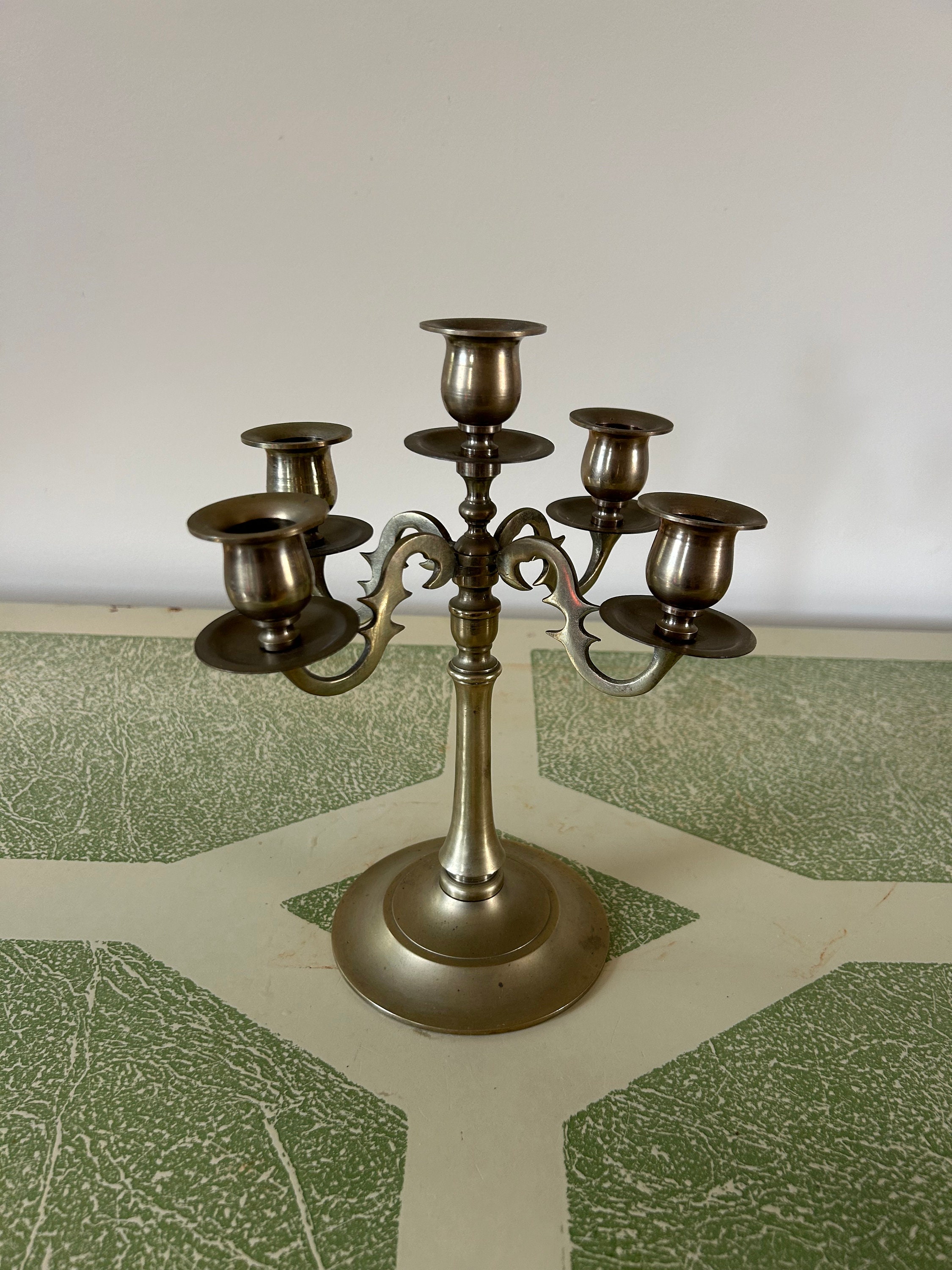 希少品！豪華特大！60s〜70sアメリカアンティーク　5本キャンドル壁掛けUSA Vintage Brass Candelabra 4 Arms 1 Head ~ Holds 5 Candles (#95) - Etsy