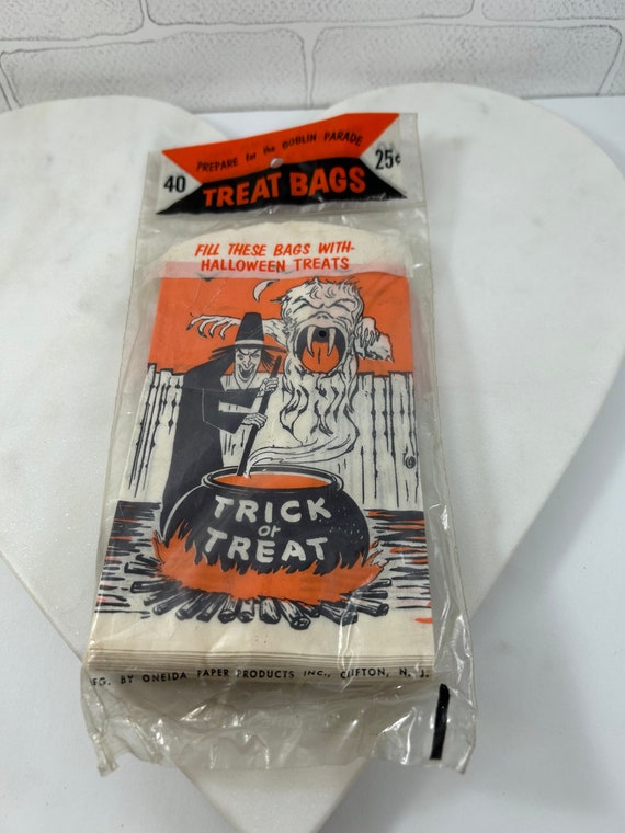 Vintage Halloween Treat Bags NOS GOBLIN PARADE 50'