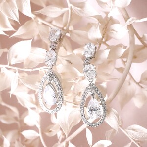 Bridal Earrings, CZ Earrings, CZ Bridal Earrings, Bridesmaid Earrings, Cubic Zirconia Earrings, Tear Drop Earrings, Bridal Dangle Earrings