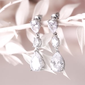 Bridal Earrings, CZ Earrings, CZ Bridal Earrings, Bridesmaid Earrings, Cubic Zirconia Earrings, Tear Drop Earrings, Bridal Dangle Earrings