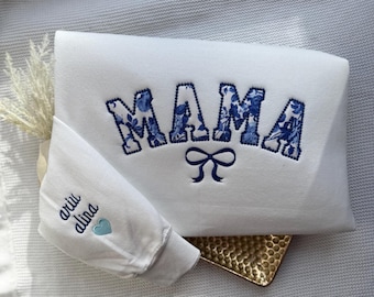 Custom MAMA Sweatshirt | Mother&#39;s Day, Birthday Gift | Personalized I wear my heart on my sleeve