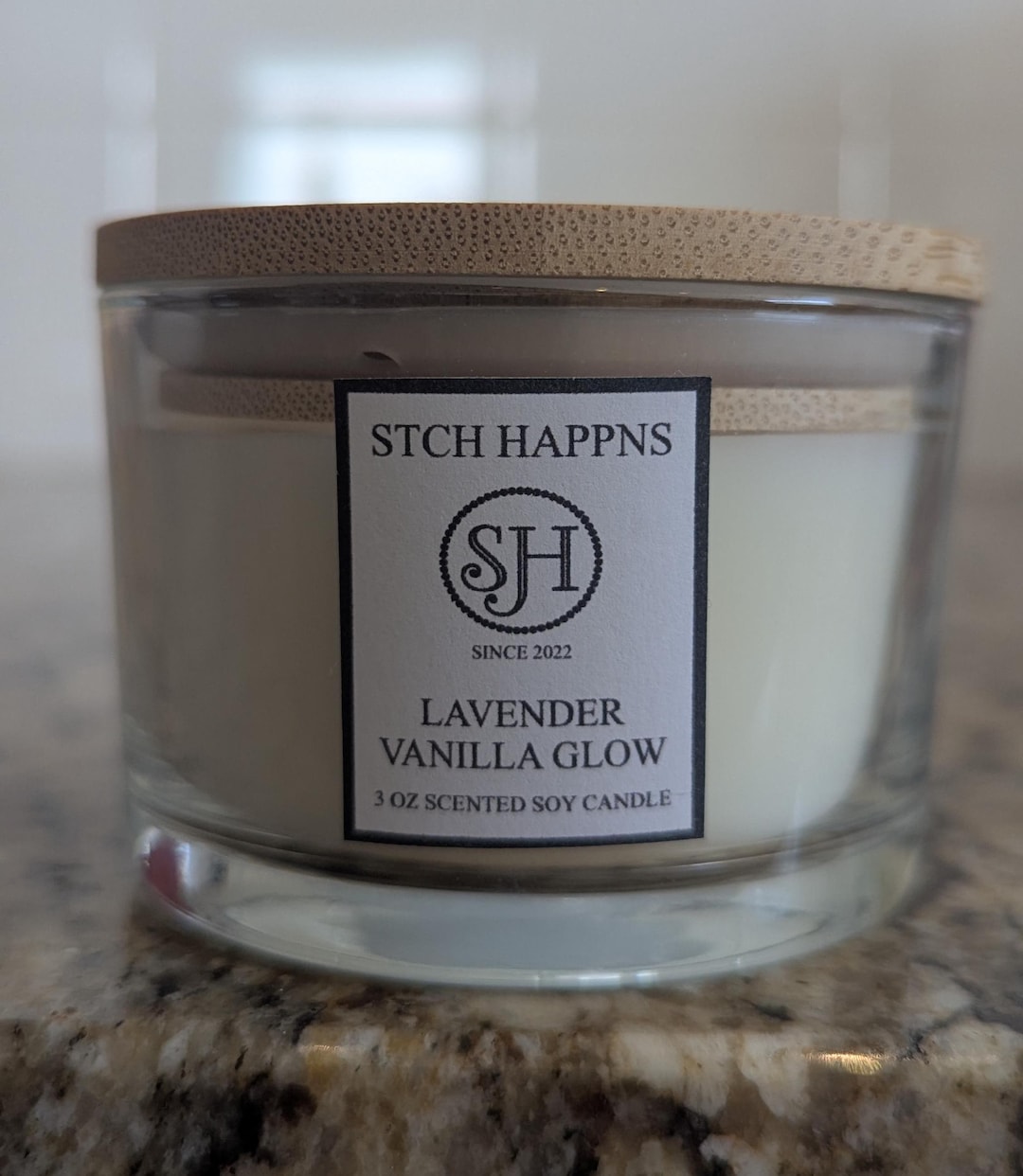 Lavender Vanilla Glow Candle | Luxury Hand Poured Soy | Aromatherapy ...