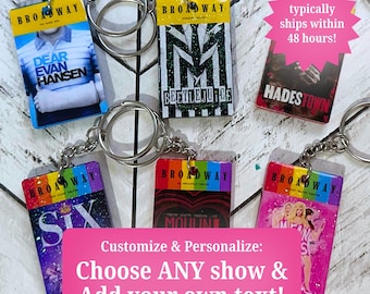 Custom Broadway Programm Schlüsselanhänger: Handgemachtes Musiktheater Geschenk