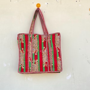 Indian Hand Block Printed Cotton Quilted Large Red Colour Floral Women&#39;s Handbag Travel Eco Friendly Grocery Shopping Handmade Boho Tote Bag