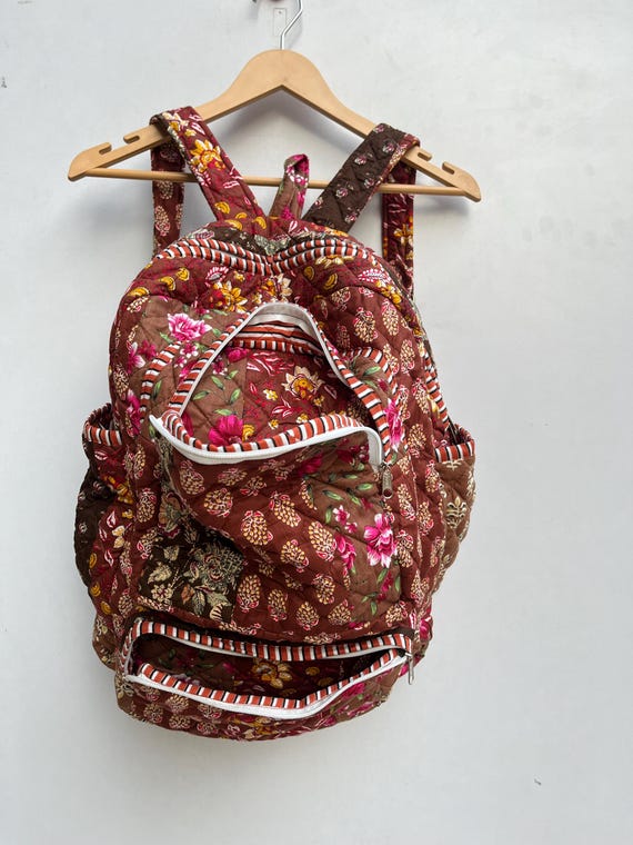 Cotton Quilted Patchwork Backpack, Stylish Multi-color Bag  display picture 3
