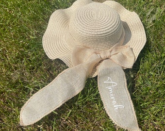 Baby Straw Hat. Summer hat. Baby hat. Sun protection. Straw hat. Cute bow hat. Personalised hat. Personalised with name.