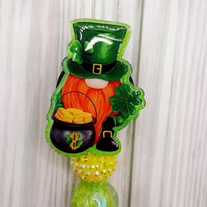 St. Patricks day badge, Interchangeable badge reel, Beaded Badge reel, Nursing badge reel, Teacher badge, Custom badge reel