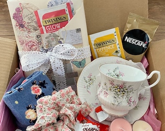 Blind Date with a Book Teacup Bundle | Surprise Book Box | Coquette Jane Austen Regency Gift Hamper | Fairycore Cottagecore Cozy Gift