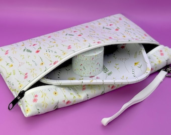 Smell Proof Bag, Grinder & Rolling Tray Set Floral 3-in-1 | Beautiful Flowers Matching Kit, Cute Aesthetic Gift for Her