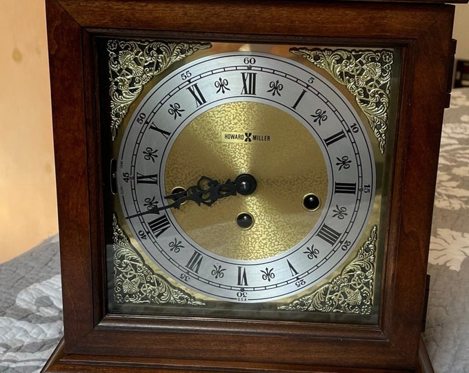 Vintage Howard Miller Mantel Clock Etsy