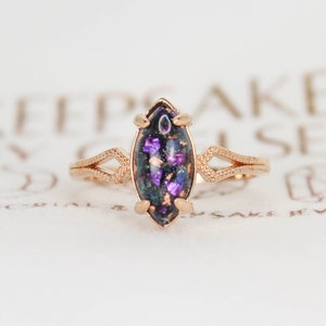 Ashes Jewelry, Ashes Ring, Cremation Ring, Cremation Jewelry, Pet Memorial Gift, Pet Ashes Jewelry, 14k gold, 18k gold (NON-HUMAN REMAINS)