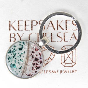 Memorial Keychain, Pet Fur, Memorial Keepsake, Keepsake Keychain, Remember Me, Ashes Keychain, Lock of Hair Keepsake [NON-HUMAN ASHES]