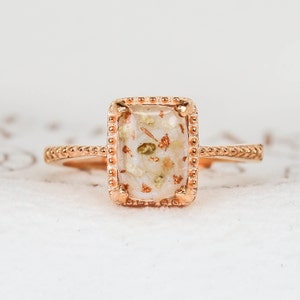 Ashes Jewelry, Ashes Ring, Cremation Ring, Cremation Jewelry, Pet Memorial Gift, Pet Ashes Jewelry, 14k gold, 18k gold (NON-HUMAN REMAINS)