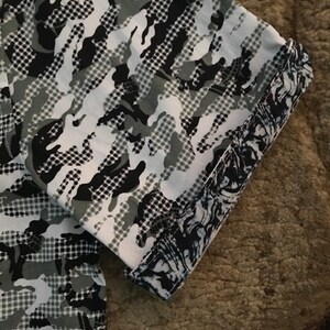 Robert Graham Green Black Camo Short Sleeve Shirt Size M BRAND NEW w/ Tags image 5