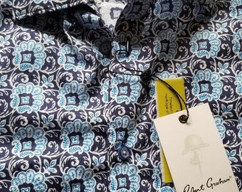 ROBERT GRAHAM Azul Floral Manga Curta Tamanho XL Novo com Etiquetas