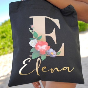 Custom Tote bags for bridesmaids, Bridesmaid gifts, Bride tote bag, Bride gift, Welcome bag,  Your name bag, Maid of Honor gift, Custom bag