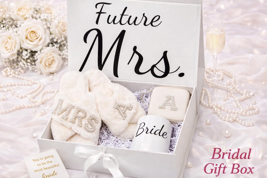 Bridal Gift Box for Bride – Luxury Bride to Be Gift – Future Mrs Bridal ...