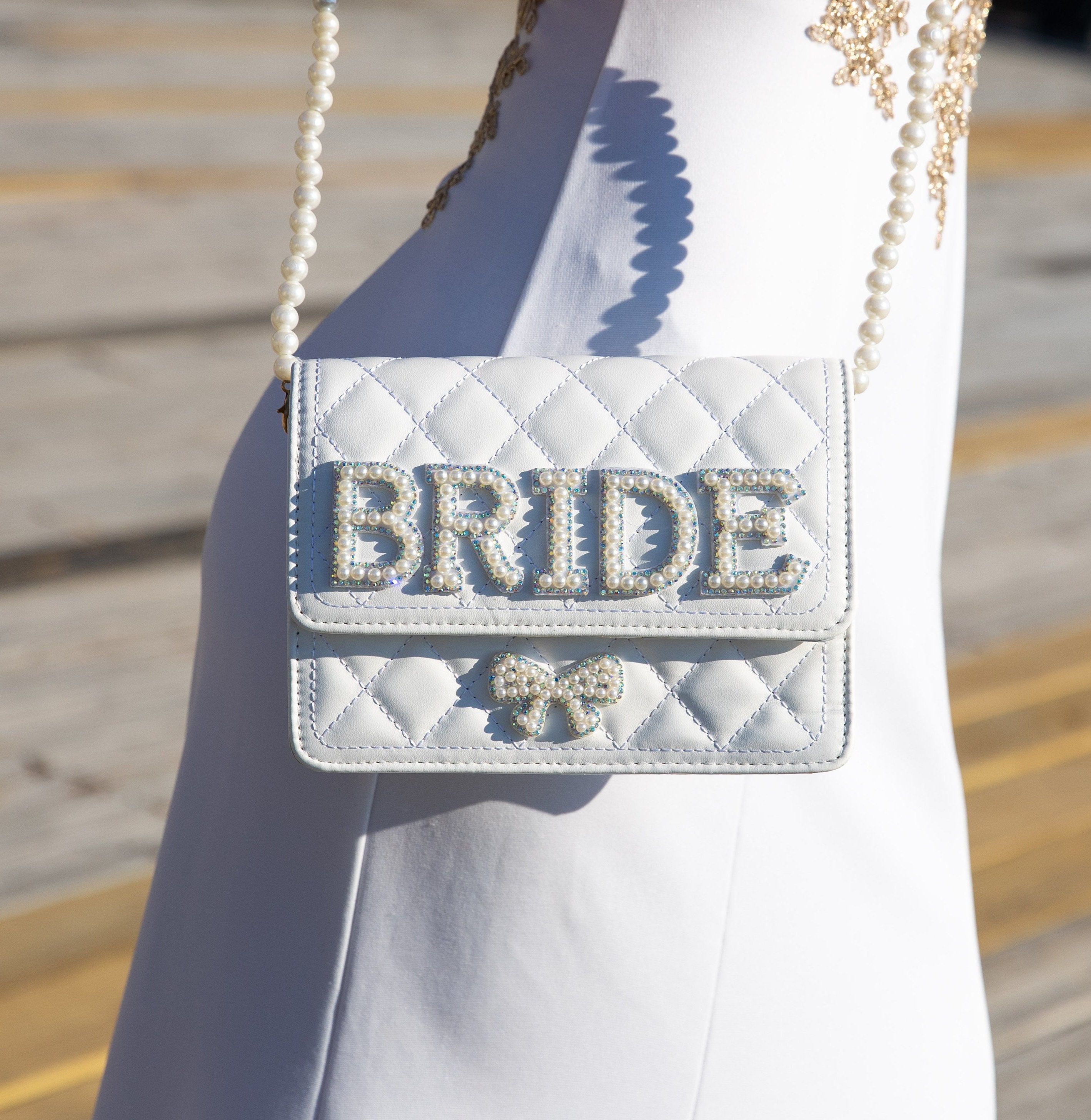 Bride Wedding purse, Bridal clutch, Custom Bride Pearl bag, Bride to be gift, Wedding Bag, Bachelorette favors, Bridal shower gift -p. cross