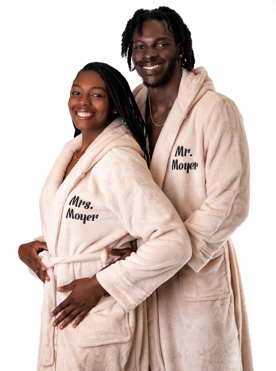 Bride Groom Bathrobe Set for Couples Mr and Mrs Bath Robes Honeymoon  Anniversary Wedding His Hers Waffled Soft Couples Bathrobes