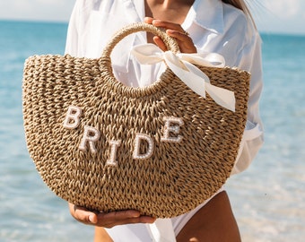 Personalized Bride Straw Beach Bag: Custom Pearl Letter Tote