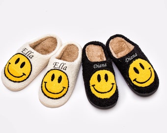 Pantoufles emoji sourire, chaussons visage sourire, chaussons sourire de demoiselles d'honneur, chaussons pour enterrement de vie de jeune fille, chaussons sourire personnalisés, EVJF