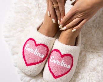 Cozy Heart slippers, Bride slippers, Heart closed toe slippers, Personalized cozy heart slippers, slippers for bridesmaids, Bridal gift