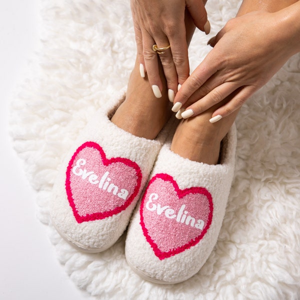 Cozy Heart slippers, Bride slippers, Heart closed toe slippers, Personalized cozy heart slippers, slippers for bridesmaids, Bridal gift