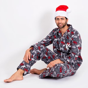 Men&#39;s Christmas Pajamas: Reindeer & Moose Print Winter PJs